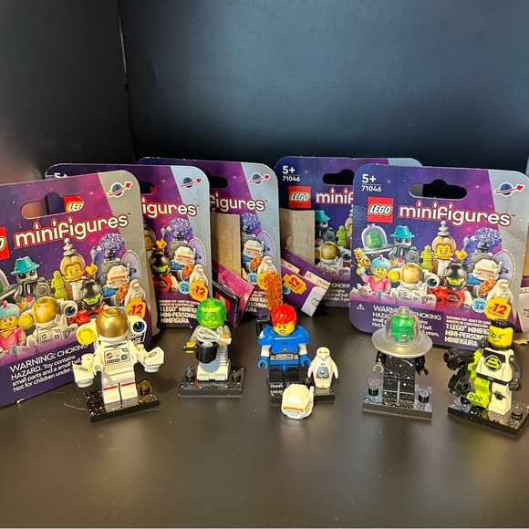 LEGO Minifigures Series 26 Space (71046) – 5 Opened Figures w/ Original Boxes - Picture 8 of 8